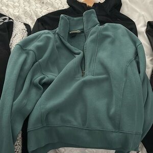 Universal thread quarter zip teal